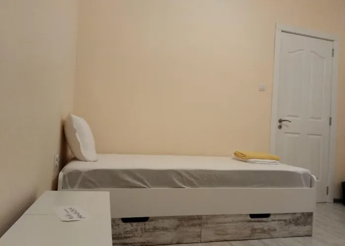 Хостел Ginger House *